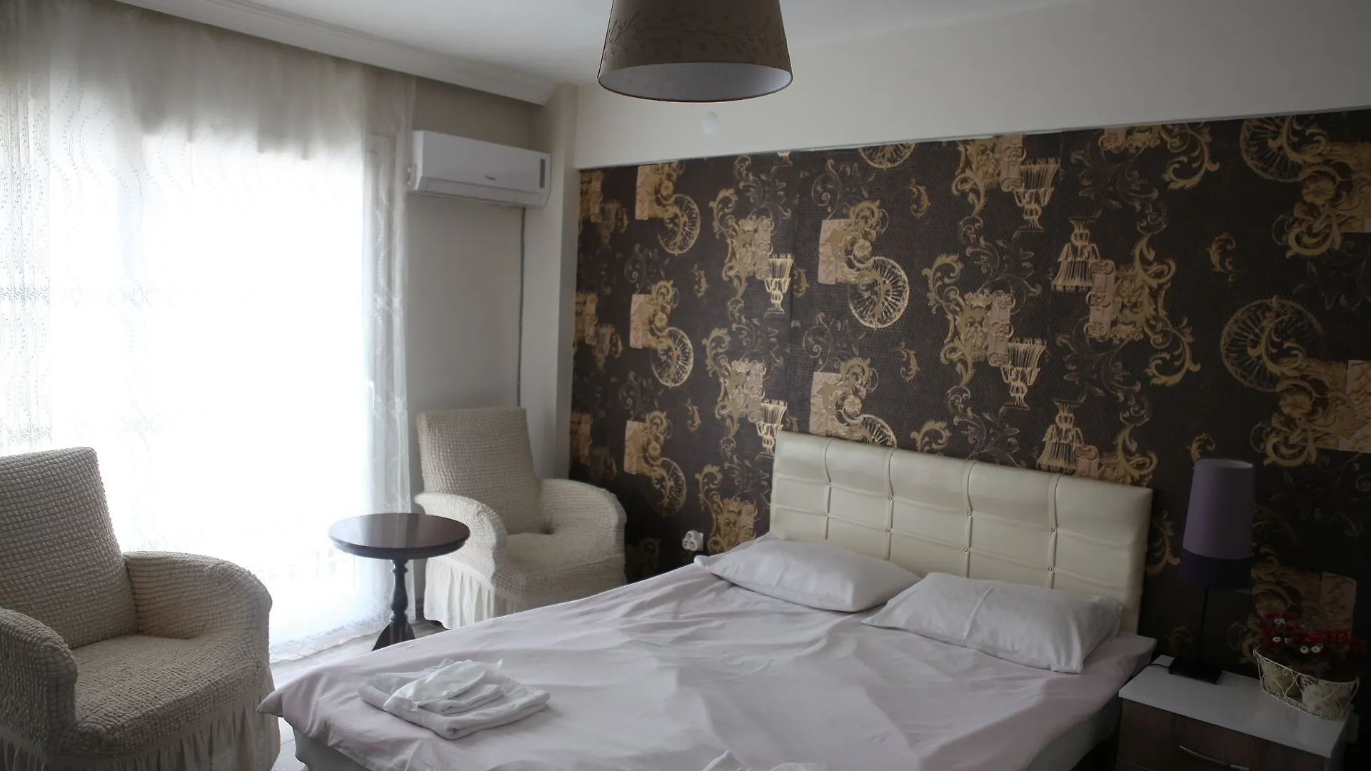 Rooster Hostel Izmir