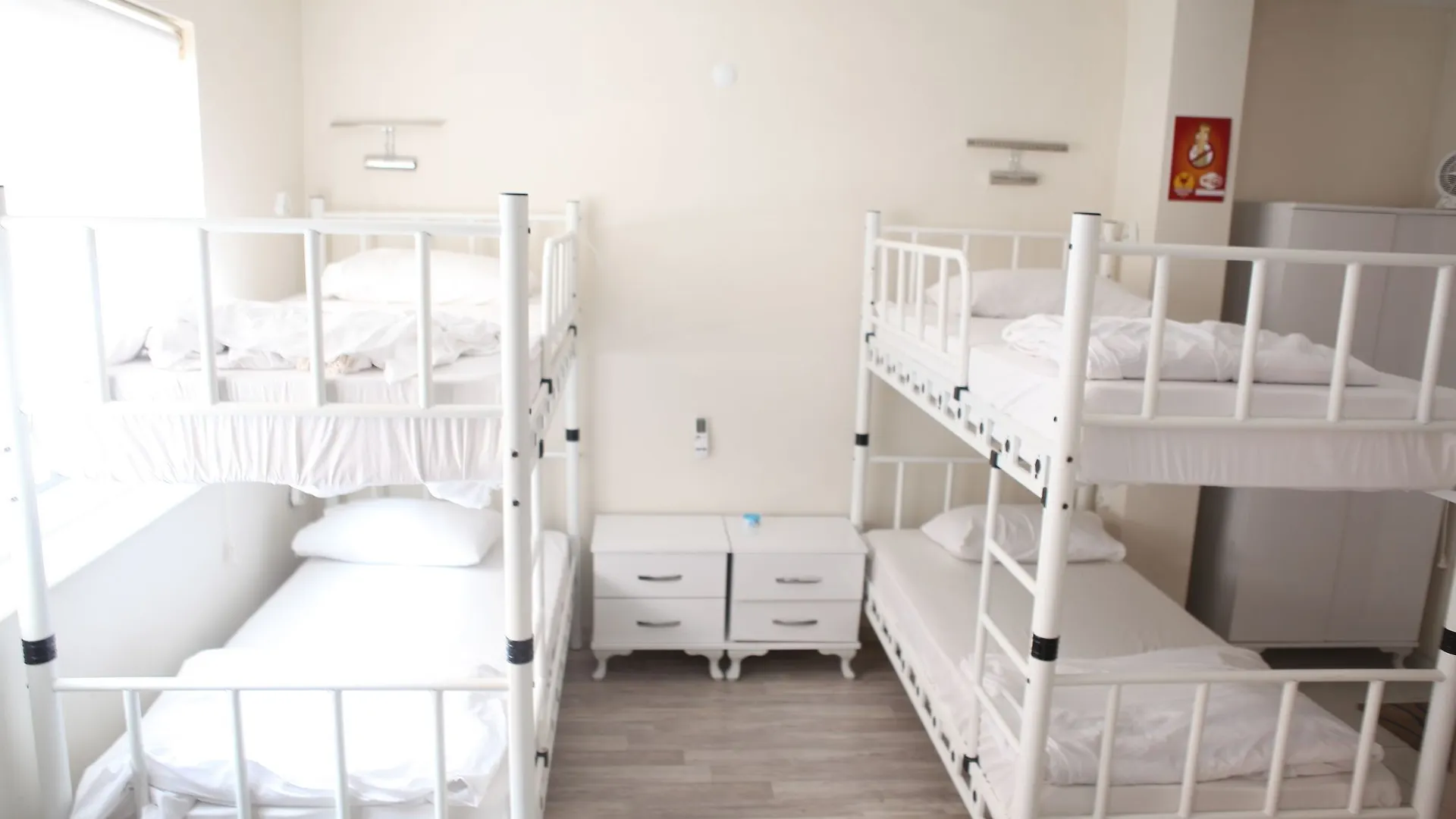 Rooster Hostel Izmir